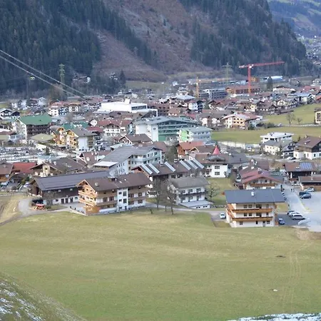 Kumbichl Apartment Mayrhofen