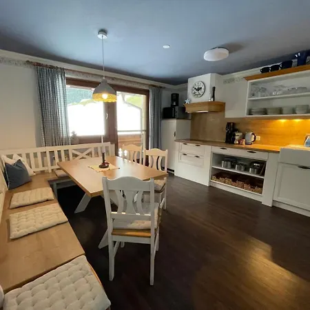 Apartament Kumbichl - Fam. Kroell *