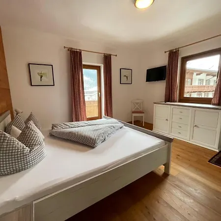 Kumbichl - Fam. Kroell Apartmán *